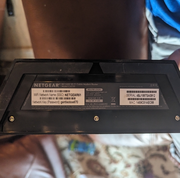 Netgear WiFi Router + Adapter - Picture 4 of 6